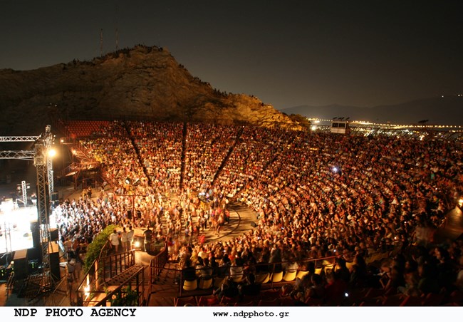 Θέατρο Λυκαβηττού: ανοίγει μετά από 15 χρόνια με συναυλία του Σταύρου Ξαρχάκου