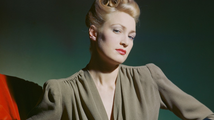 Κέιτ Γουίνσλετ: "Μου είπαν "καθίστε λίγο πιο ίσια" για να μην φαίνεται η κοιλιά μου"