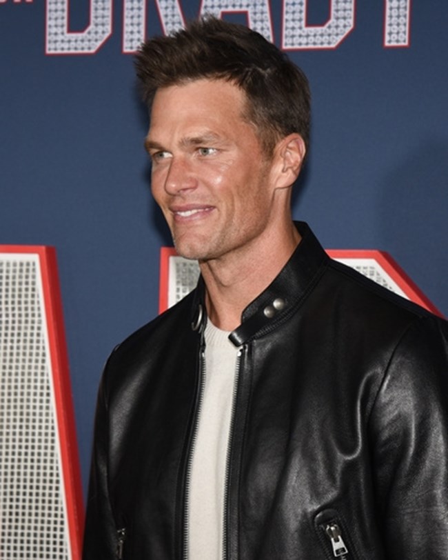 Ο Τομ Μπρέιντι και τα κορίτσια του!