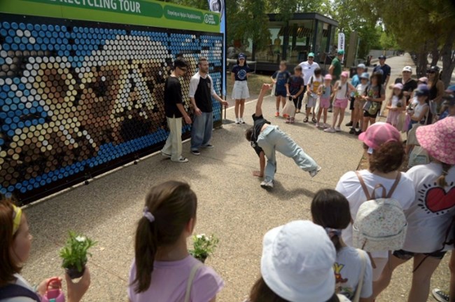 Το Κάθε Κουτί Μετράει γιορτάζει για τέταρτη συνεχή χρονιά την Παγκόσμια Ημέρα Περιβάλλοντος με το International Recycling Tour 2024