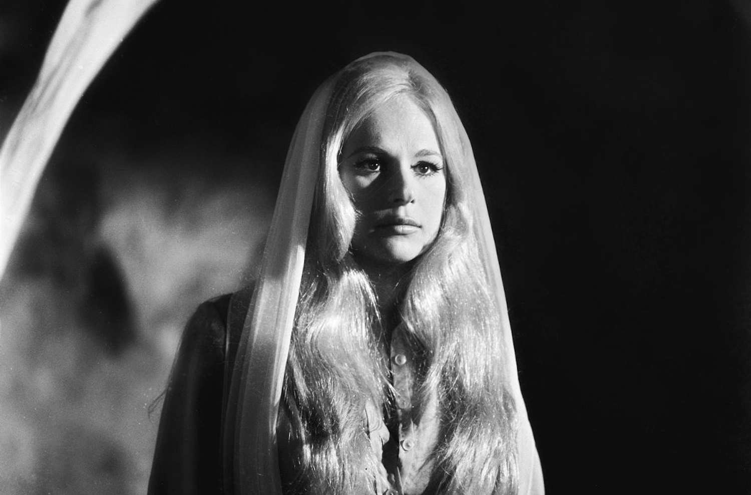 Μαθήματα αισιοδοξίας από την Αλίκη Βουγιουκλάκη - Η εμφάνισή της στο "Μπράβο Ρούλα" πριν από 29 χρόνια