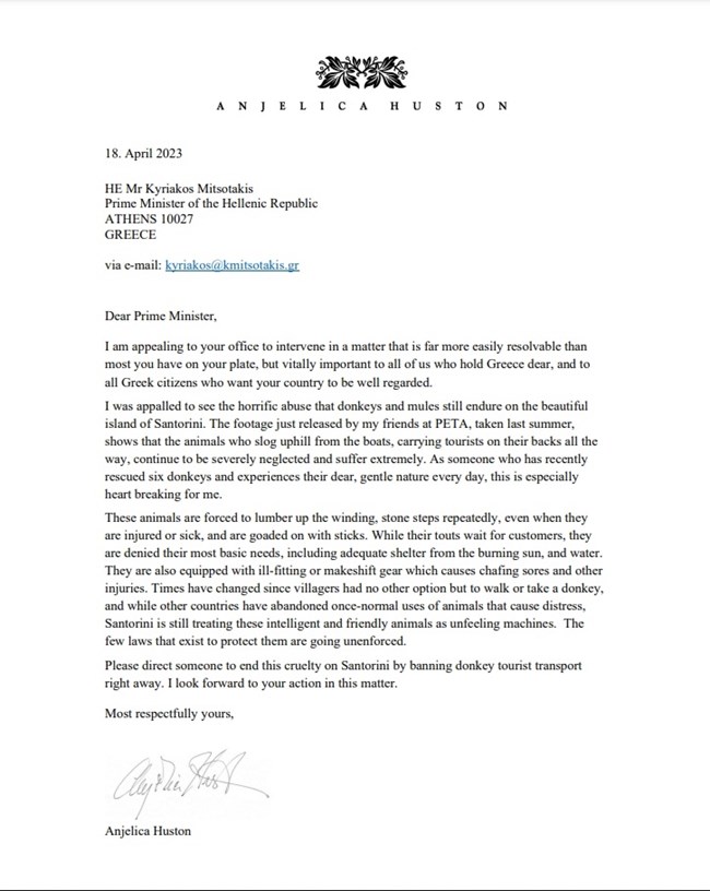 Αντζέλικα Χιούστον: " Aπαγορεύστε αμέσως κάθε μεταφορά τουριστών με γαϊδουράκια"