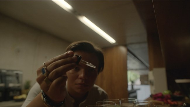 εννιά άγνωστοι, σειρά, Κίντμαν