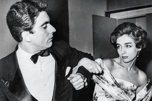 Έλλη Λαμπέτη: Το νεοκλασσικό σπίτι της στο Κολωνάκι μεταμορφώθηκε σε πολυτελές boutique hotel