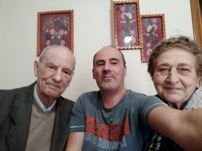 Γεωργιανή, φροντιστής, ηλικιωμένοι