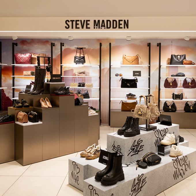Η Steve Madden άνοιξε το νέο της corner στο Attica City Link
