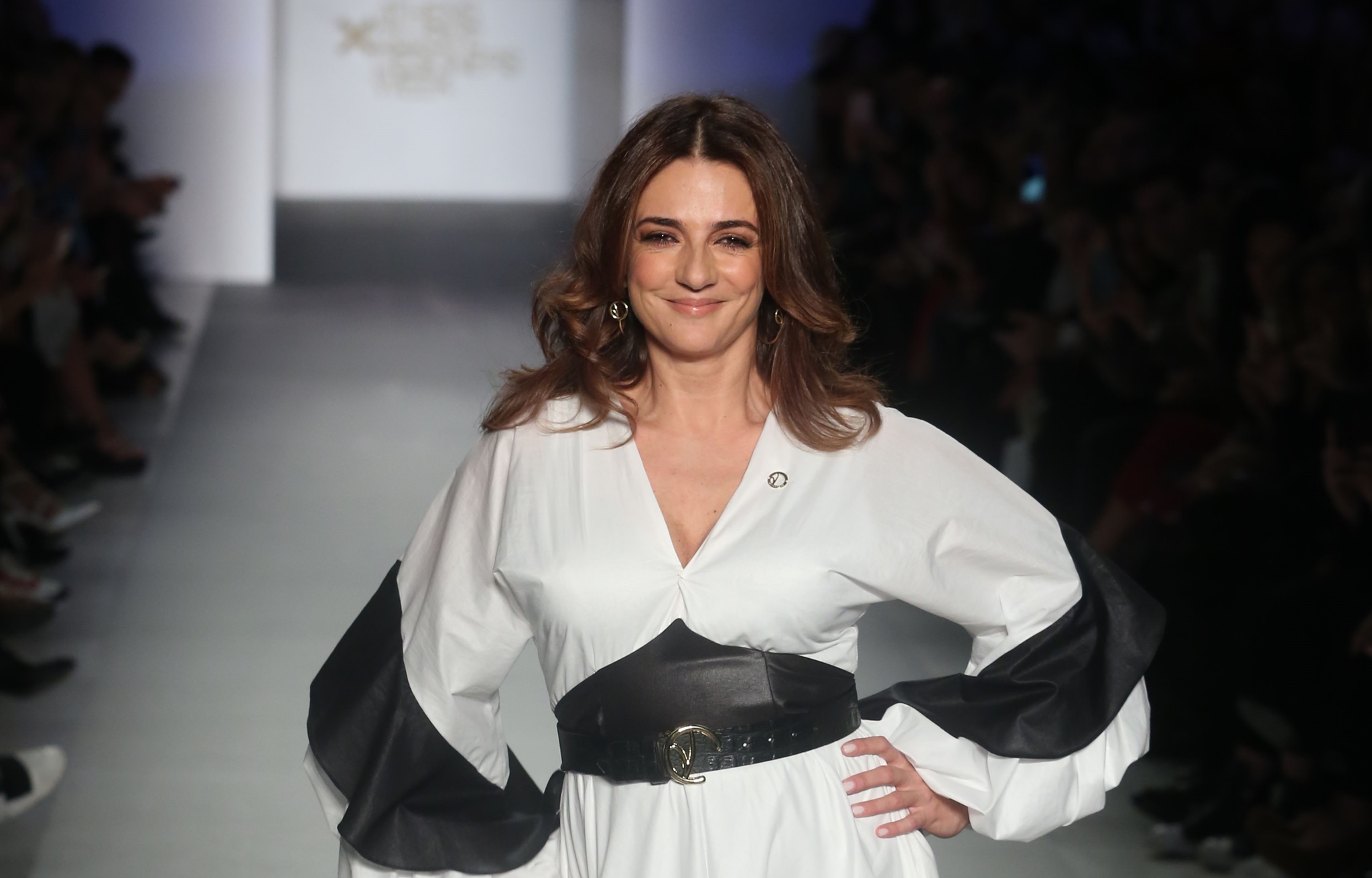 30 χρόνια πριν: Η Μαρία Λεκάκη σε ηλικία 24 χρονών παρουσίαζε το πρόγραμμα της ΕΡΤ