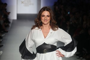 30 χρόνια πριν: Η Μαρία Λεκάκη σε ηλικία 24 χρονών παρουσίαζε το πρόγραμμα της ΕΡΤ