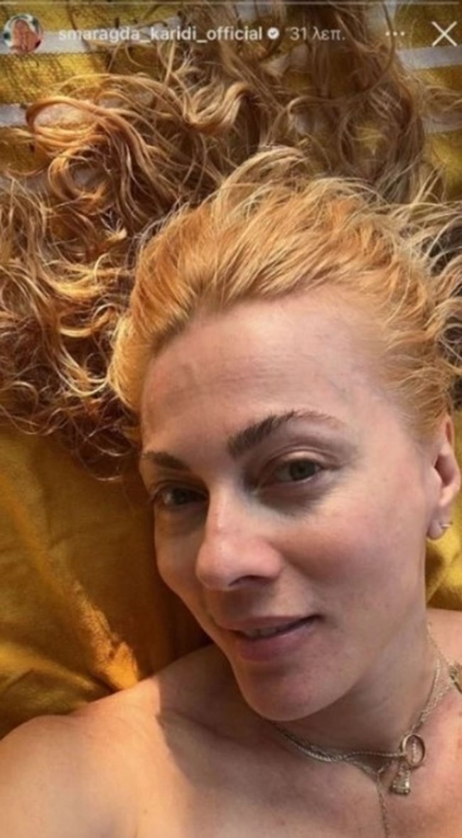 Σμαράγδα Καρύδα: Με μπικίνι και φυσικό look στις καλοκαιρινές της διακοπές