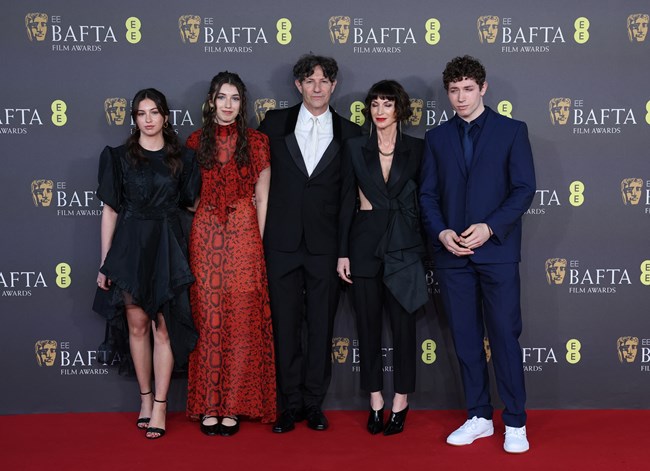 Τζόναθαν Γκλέιζερ: Ο σκηνοθέτης της "Ζώνης Ενδιαφέροντος" σκηνοθετούσε κάποτε video clip των Radiohead