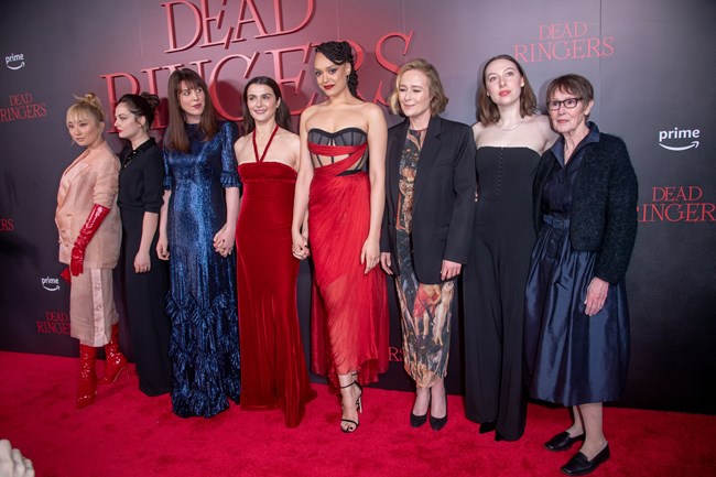 H Ρέιτσελ Βάις θα υποδυθεί δίδυμες αδερφές στη νέα σειρά "Dead Ringers" του Amazon Prime