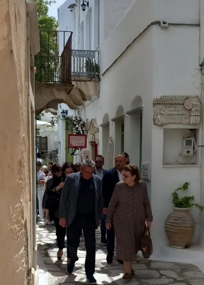 Η Τήνος αναγεννιέται ως Κέντρο Μαρμαροτεχνίας στη μνήμη του Γιαννούλη Χαλεπά