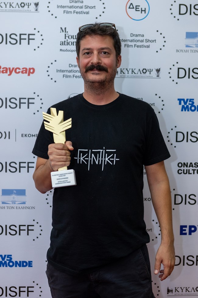 47ο Φεστιβάλ Δράμας: Στον υπέροχο "Γκέκα" του Δημήτρη Μουτσιάκα ο Χρυσός Διόνυσος, ένα χαστούκι στην τοξική αρρενωπότητα