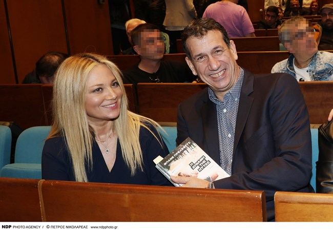 " Άκρως οικογενειακόν": Η Νάνσυ Ζαμπέτογλου και ο Νάσος Γαλακτερός σε σπάνια βραδινή έξοδο