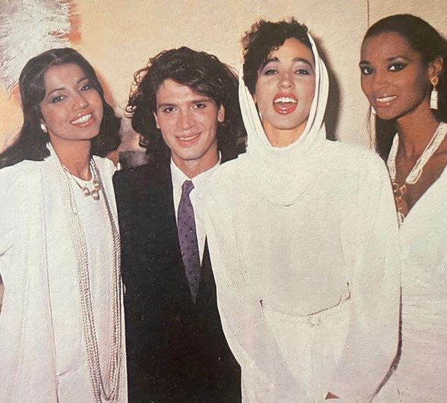 Μπίλι Μπο: Στο ξενοδοχείο King George την δεκαετία του 80 σε ένα λαμπερό ντεφιλέ