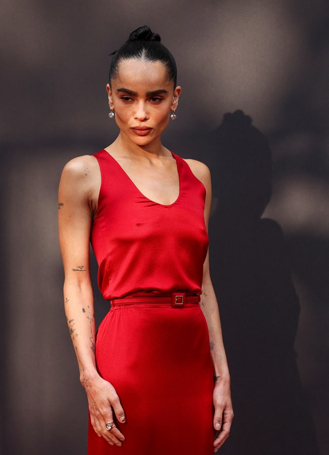 Ζόι Κράβιτζ: Ερωτευμένη όσο ποτέ στην πρεμιέρα του Blink Twice στο Λονδίνο