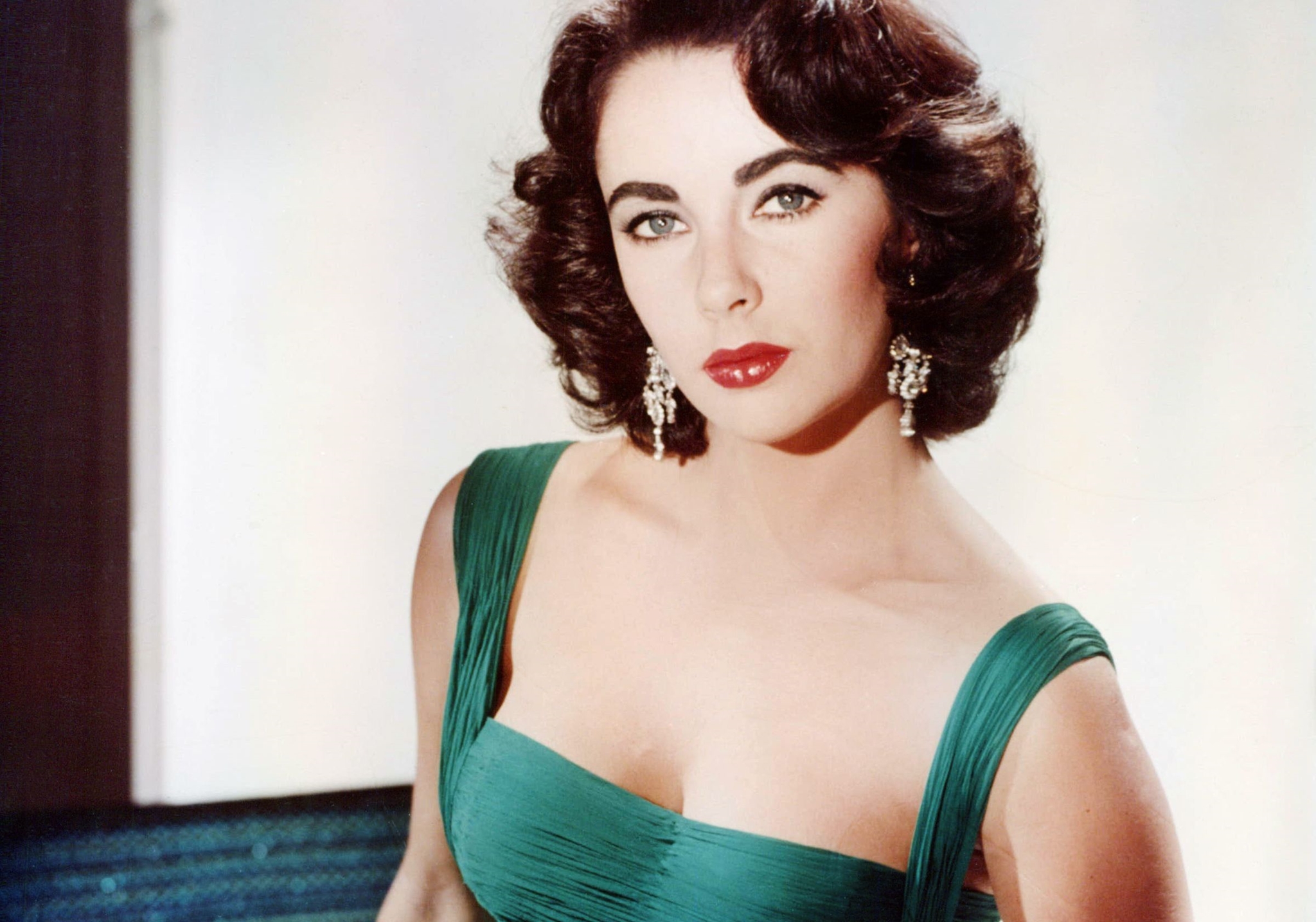 Elizabeth Taylor: Σπάνιο video από την επίσκεψή της στην Ελλάδα με τον τρίτο σύζυγό της, Mike Todd πριν από 68 χρόνια