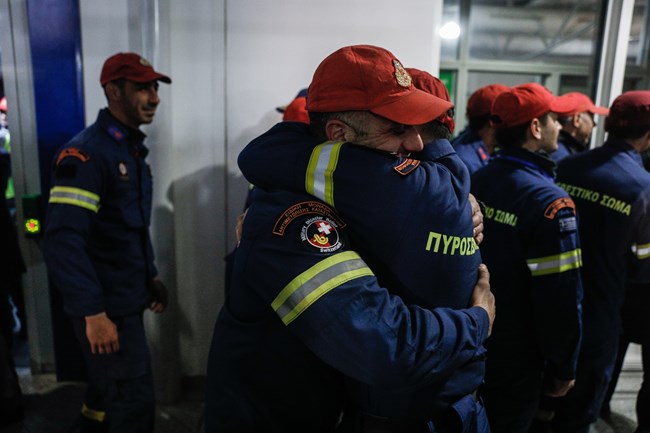 Έλληνες διασώστες