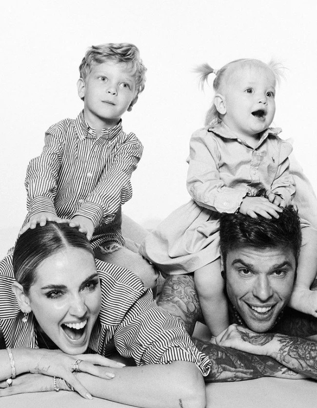 Chiara Ferragni: Φωτογραφίζεται για πρώτη φορά με την οικογένειά της για τον οίκο Ralph Lauren