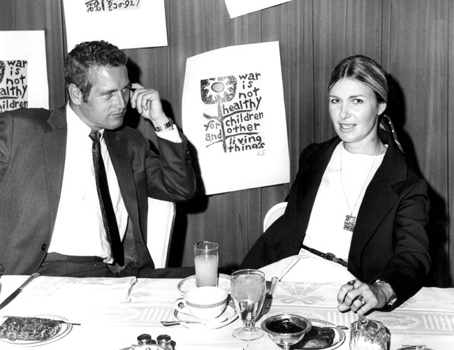 Πολύ Νιούμαν