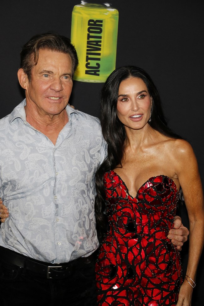 Ντένις Κουέιντ, Ντέμι Μουρ