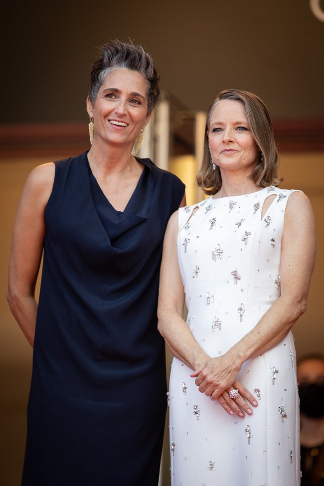 "Το να σε αγαπώ είναι εύκολο. Χρόνια πολλά, όμορφη"