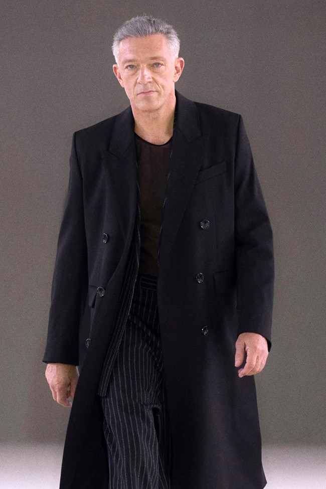 Ο Βενσάν Κασέλ σε ρόλο μοντέλου στα 56