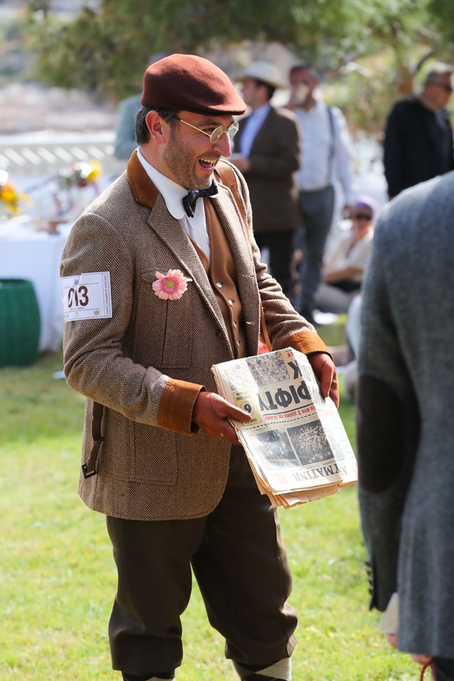 A Weekend in Tweed: Οι Σπέτσες μας ταξιδεύουν στον χρόνο με ρετρό διάθεση