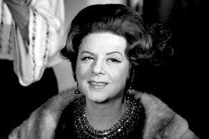 Μαίρη Αρώνη: Σπάνιο φωτογραφικό καρέ από το σπίτι της στο Καλαμάκι