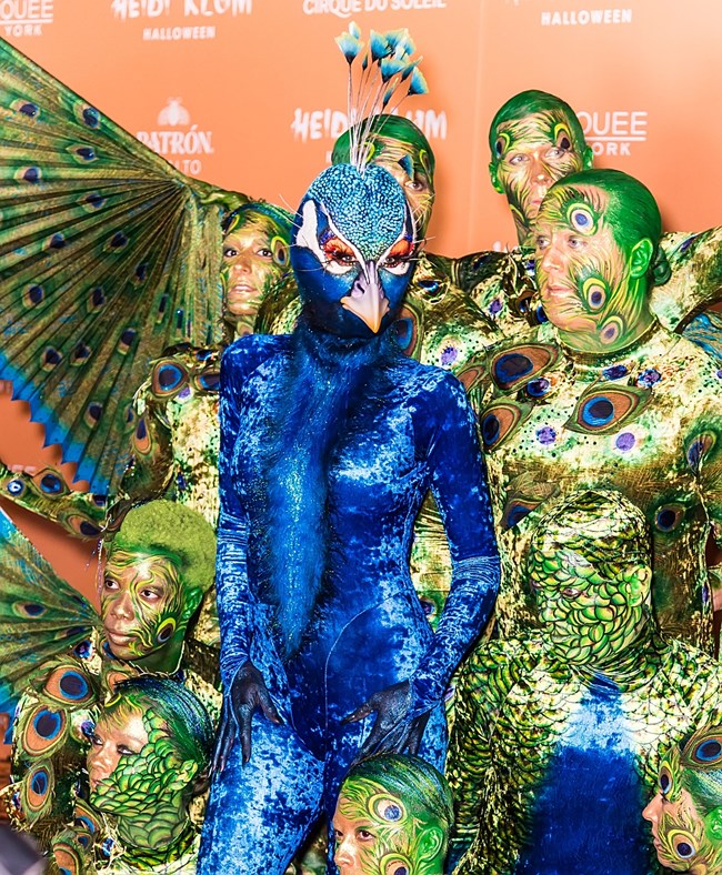 Χάιντι Κλουμ: H στολή "υπερπαραγωγή" και η λιγότερο σεμνή στολή της 19χρονης κόρης της