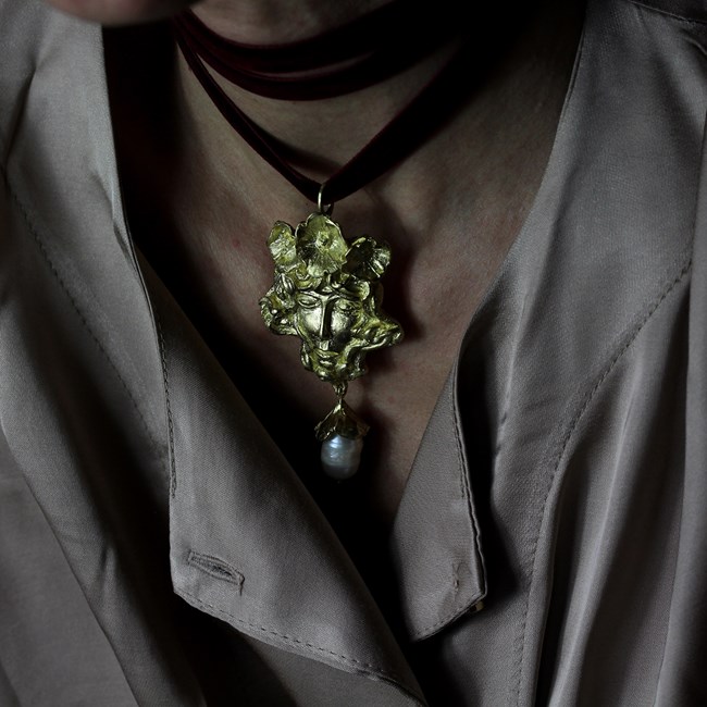 Break a Stone: Η Αγγέλικα Καραλή σχεδιάζει μοντέρνους θησαυρούς