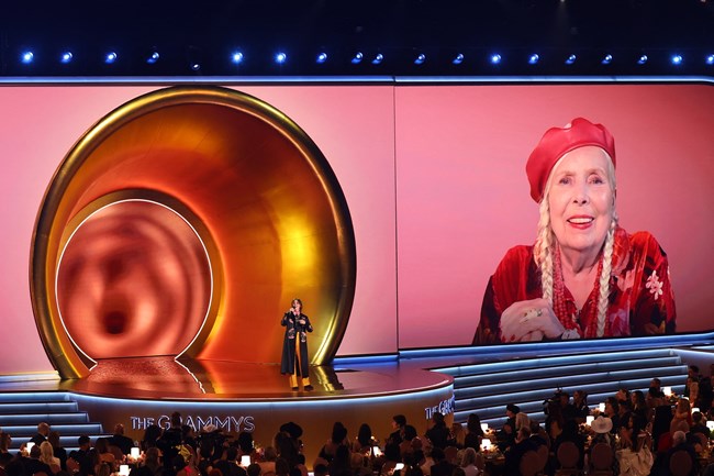 Grammy 2024, Τζόνι Μίτσελ