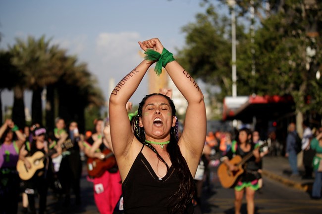25η Νοεμβρίου, Διεθνής Ημέρα για την Εξάλειψη της Βίας κατά των γυναικών: Σπάμε τη σιωπή, αναζητούμε βοήθεια