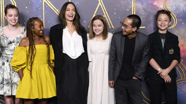 Ο Μπραντ Πιτ δηλώνει (δια αντιπροσώπου) απογοητευμένος από τα λόγια του γιου του Παξ