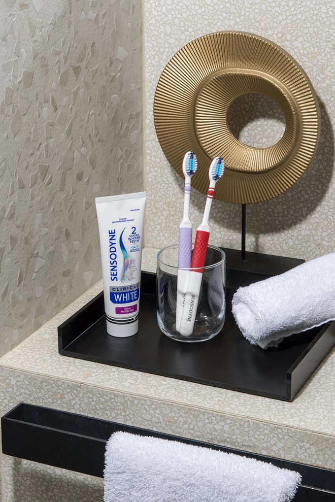 Πώς έχω πιο λευκά δόντια χωρίς ευαισθησία;