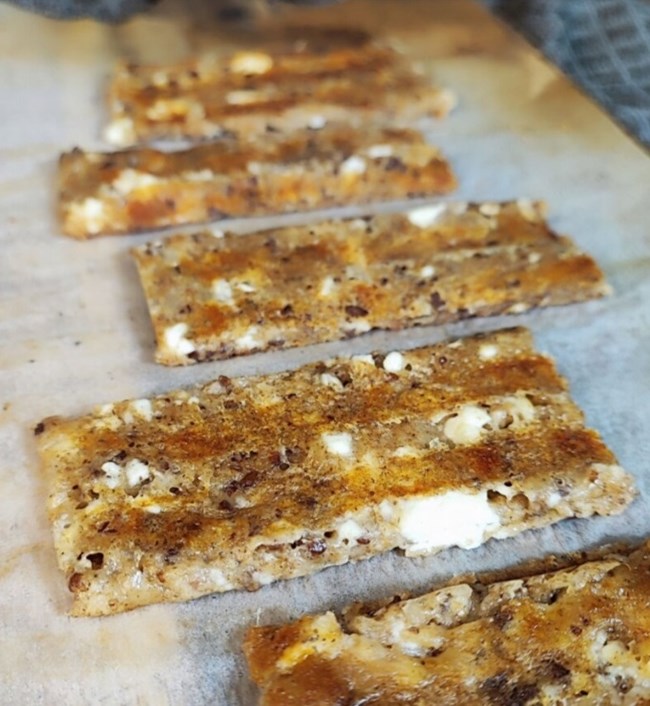 Εύκολη τυρόπιτα στην τοστιέρα