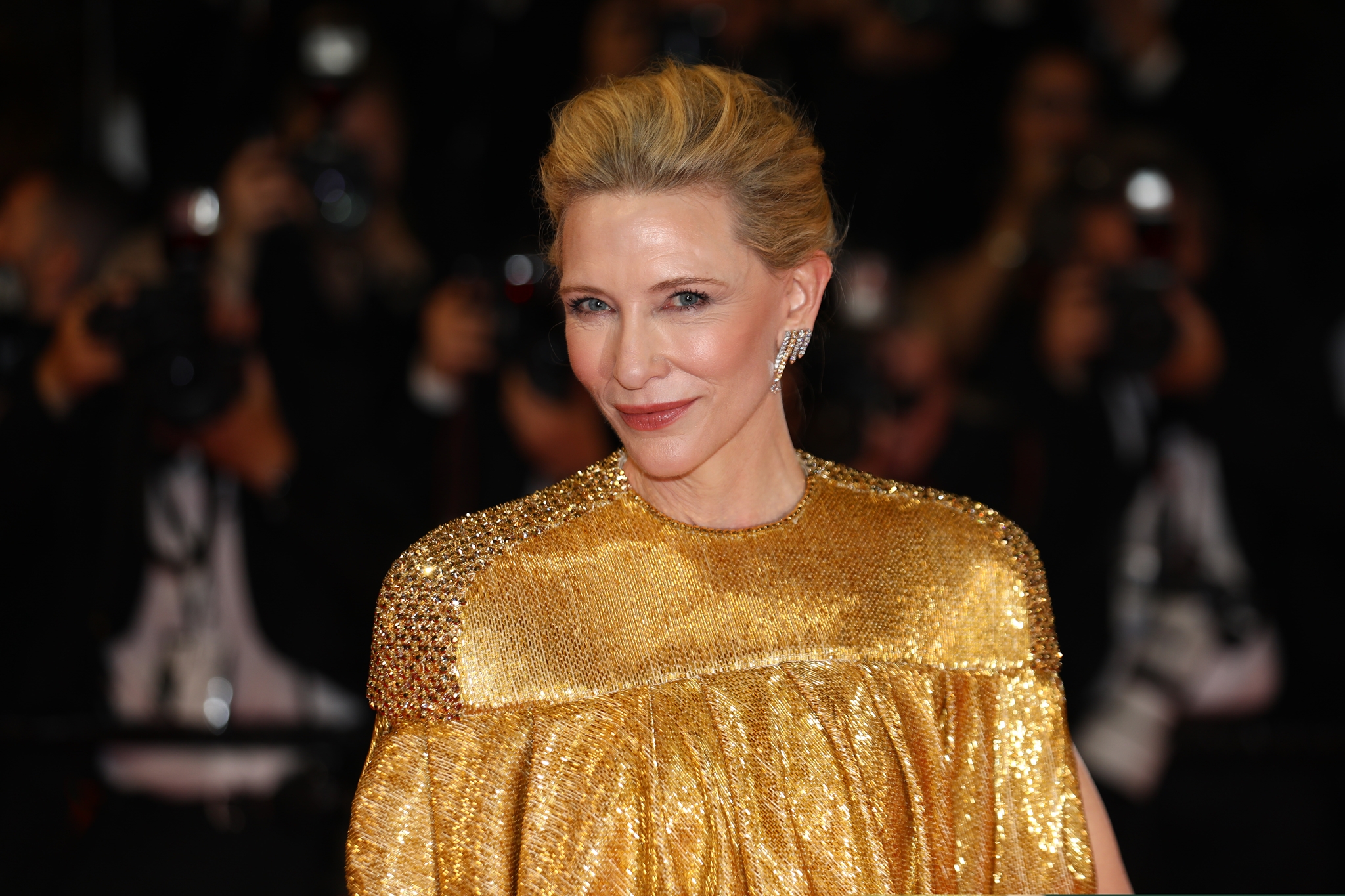 Υπάρχει λόγος που η ταινία "Rumours" με την Κέιτ Μπλάνσετ πήρε τον τίτλο της από το άλμπουμ των Fleetwood Mac