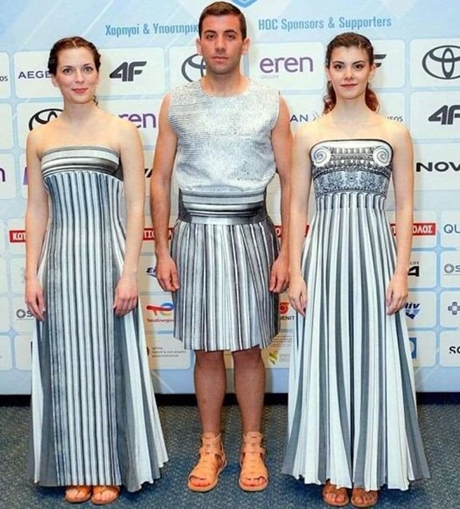 H Μαίρη Κατράντζου "ντύνει" τις Ιέρειες των Ολυμπιακών Αγώνων H Μαίρη Κατράντζου "ντύνει" τις Ιέρειες των Ολυμπιακών Αγώνων