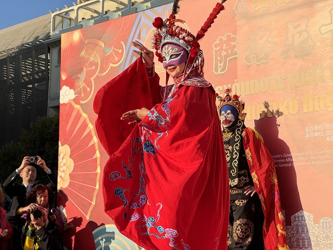 Η Θεσσαλονίκη γιόρτασε την Κινέζικη Πρωτοχρονιά και καλωσόρισε τη χρονιά του Δράκου