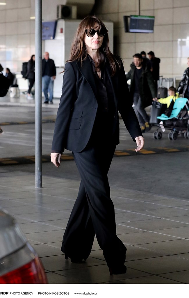 μονικα_μπελούτσι