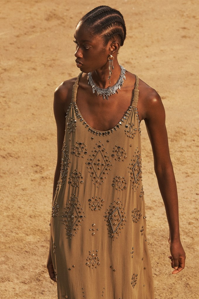 Η νέα συλλογή Zara είναι σχεδιασμένη ως δυναμική έκφραση του μοντέρνου τρόπου ζωής.