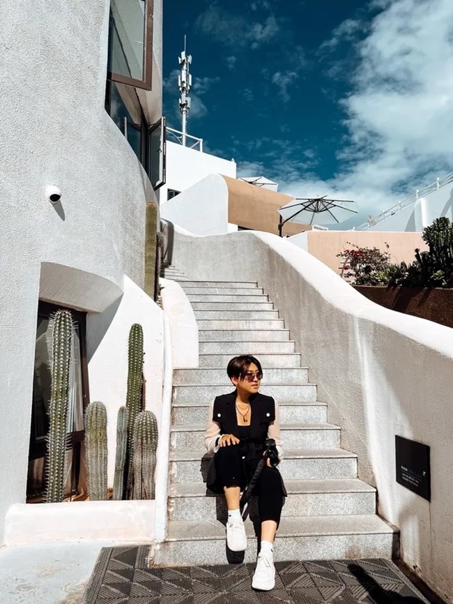 Αλήθεια τώρα; Στην επαρχία Γιουνάν της Κίνας έφτιαξαν πιστό αντίγραφο της Σαντορίνης