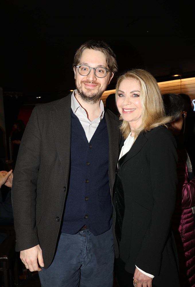 Σπάνια δημόσια εμφάνιση της Έλλης Στάη με τον κούκλο γιο της - Είναι ίδιος η μητέρα του