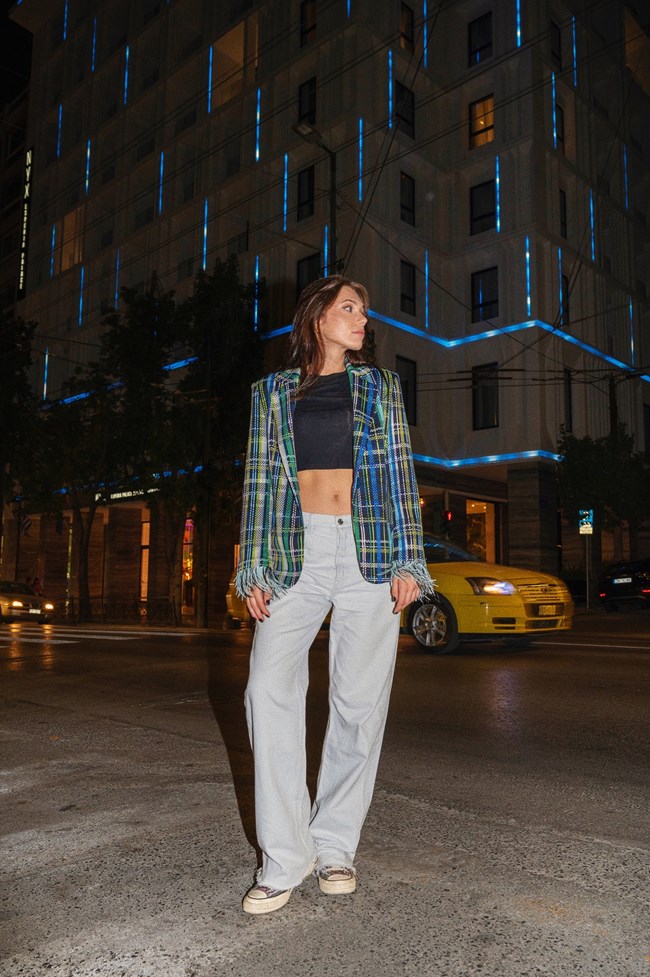 Cache Cache: Η Λουκία Μουντούρη φτιάχνει τα πανωφόρια που θέλουν όλα τα κορίτσια