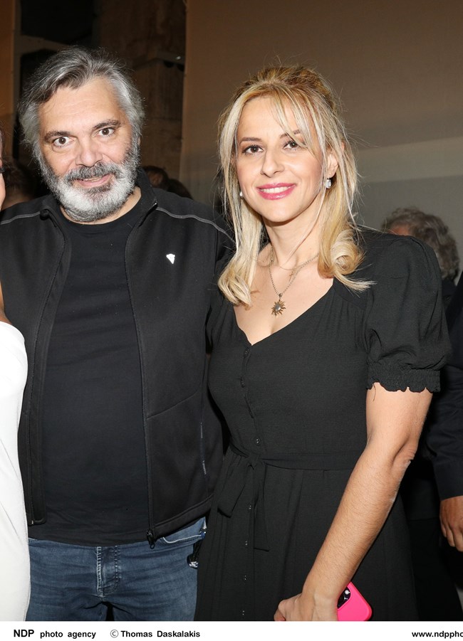 Άλκης Κούρκουλος: Σπάνια δημόσια εμφάνιση με την σύντροφό του στο Ηρώδειο