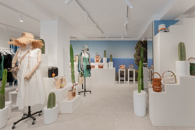 Nέο Loewe pop-up store στη Μύκονο
