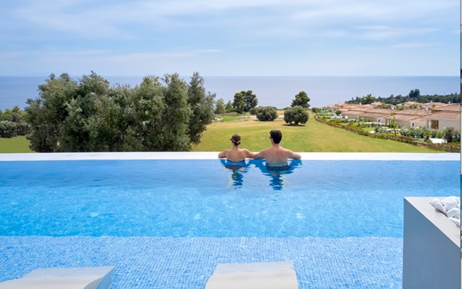 Ajul Luxury Hotel & Spa Resort