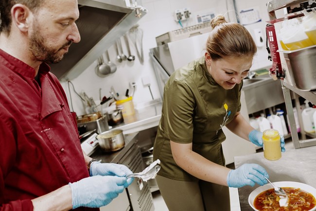 Φεστιβάλ μαγειρικής "Cooking #WithRefugees": όταν οι άνθρωποι μπορούν να συναντηθούν τουλάχιστον στο τραπέζι