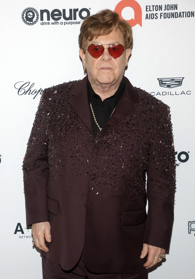 Ελίζαμπεθ Τέιλορ- Έλτον Τζον: Η τρυφερή φωτογραφία τους 30 χρόνια πριν όταν αγωνίζονταν  κατά του HIV/AIDS