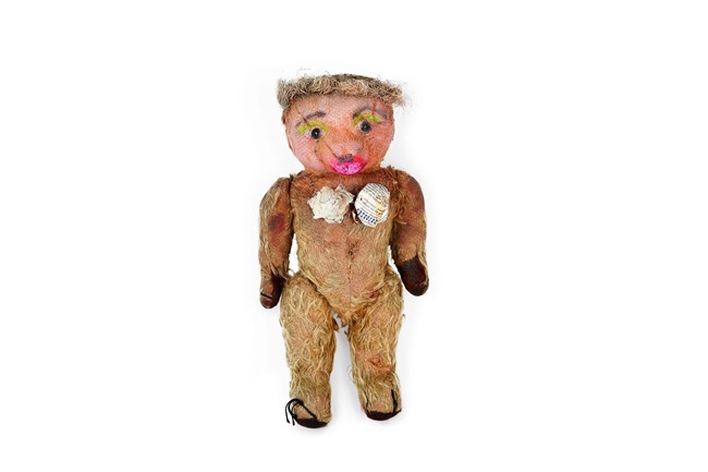 "Κάν'το όπως η μαμά": Η Λούρδη Λεόν πρωταγωνιστεί σε καμπάνια φορώντας κορμάκι που θυμίζει εκείνο της Madonna